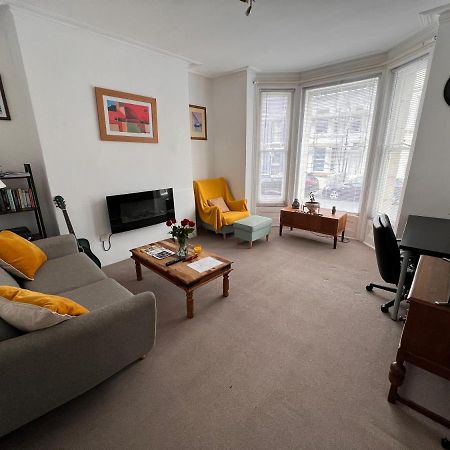 Lovely - 1 Bedroom Flat In Hastings Town Centre Exterior foto